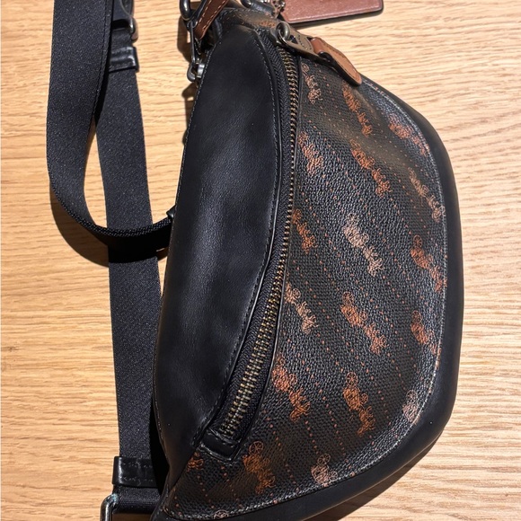 Coach Other - Coach Black and Brown Belt Bag